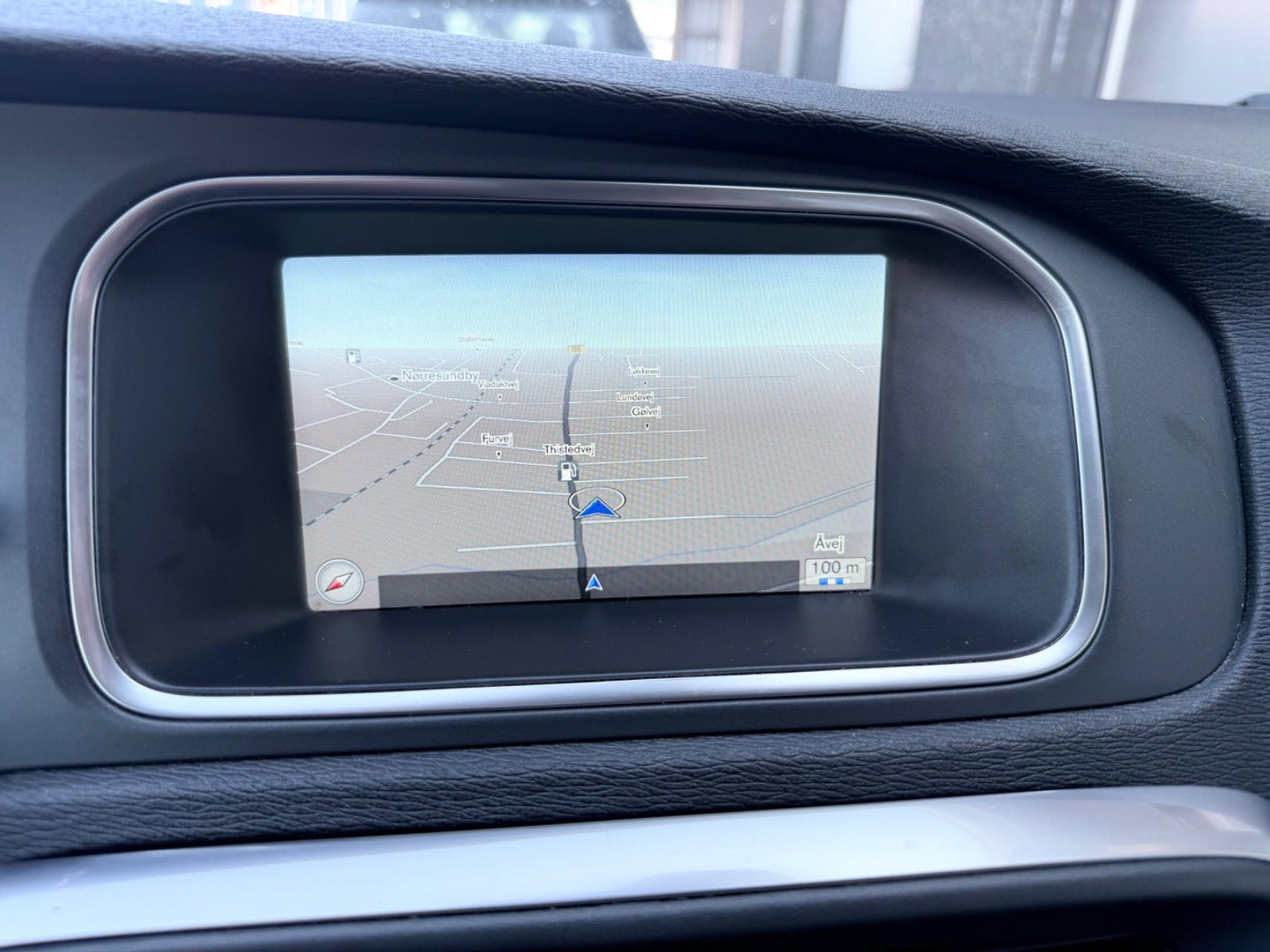 Sort Volvo V40 CC fra 2015