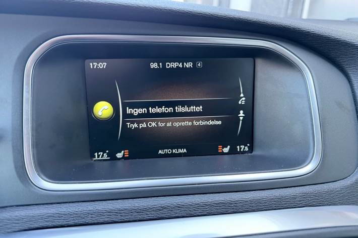 Sort Volvo V40 CC fra 2015