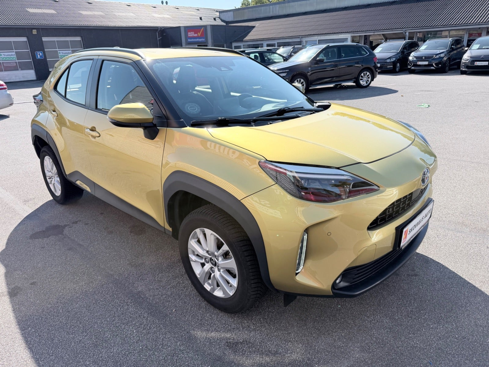 Gul Toyota Yaris Cross fra 2022