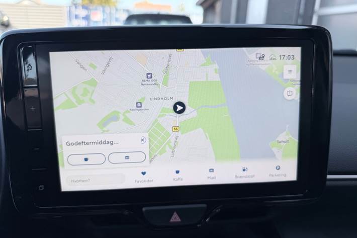 Gul Toyota Yaris Cross fra 2022