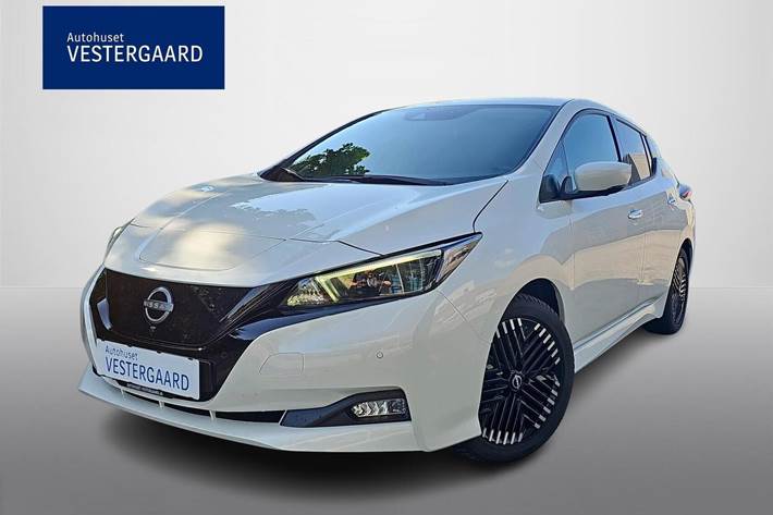 Hvid Nissan Leaf fra 2022