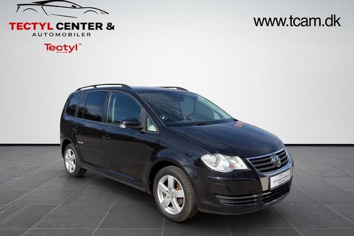 Sort VW Touran fra 2009