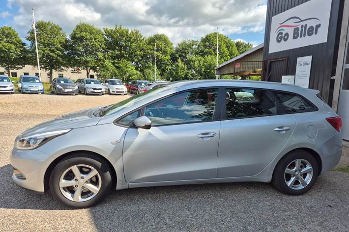 Grøn Kia Ceed fra 2014