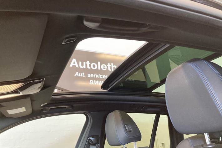 Grå BMW iX3 fra 2022