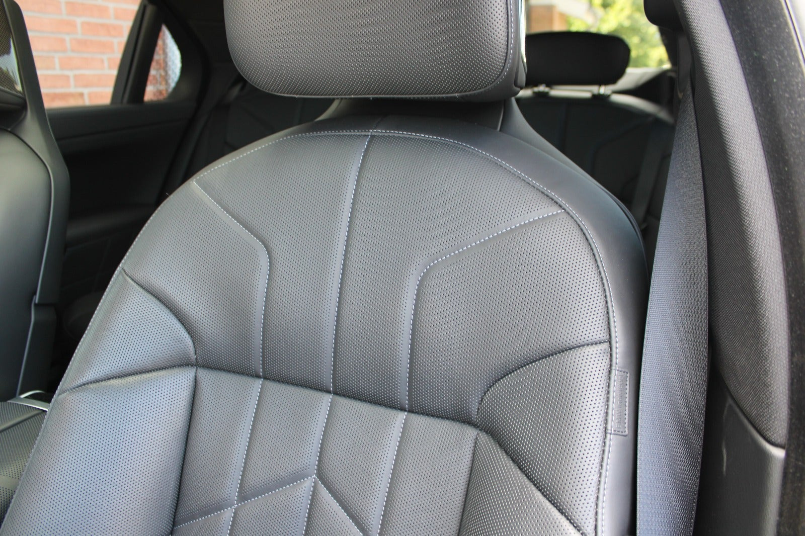Sort BMW i7 fra 2024