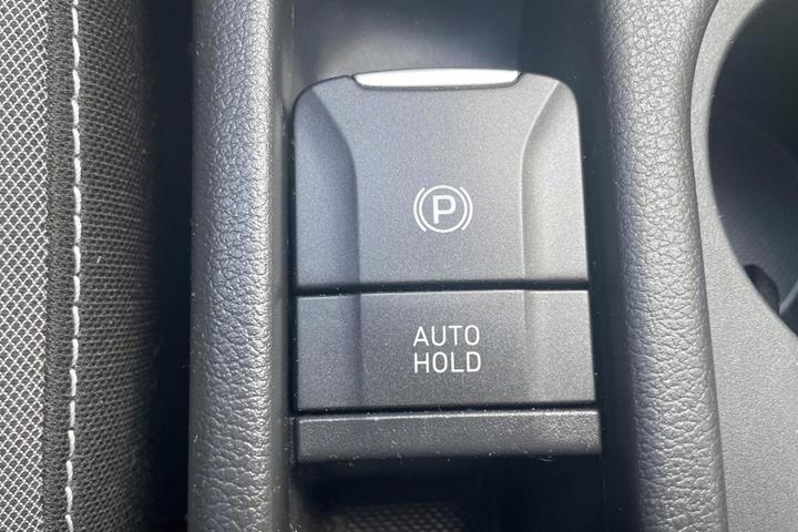 Grå Hyundai Kona fra 2020