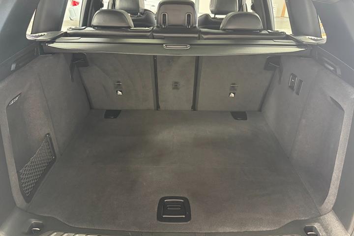 Sort BMW iX3 fra 2022
