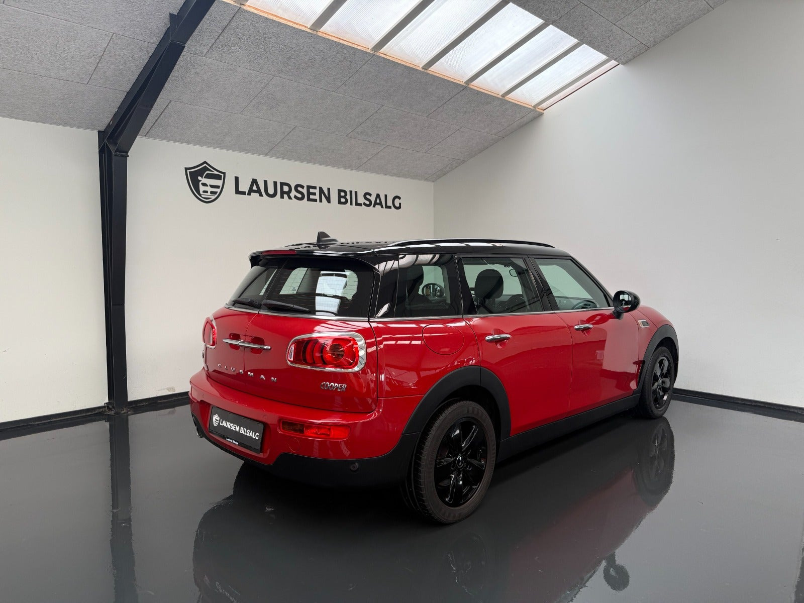 Rød Mini Clubman Cooper fra 2016