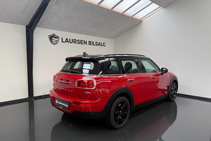 Rød Mini Clubman Cooper fra 2016
