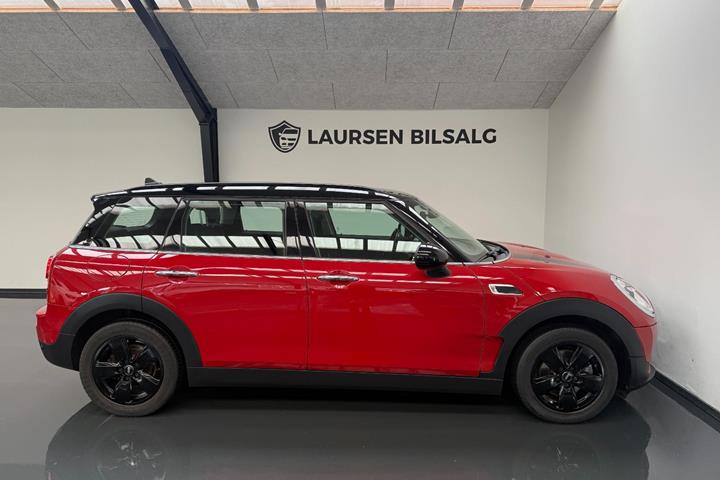 Rød Mini Clubman Cooper fra 2016