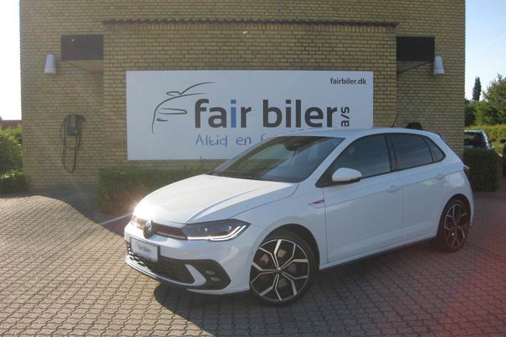 Hvid VW Polo fra 2024
