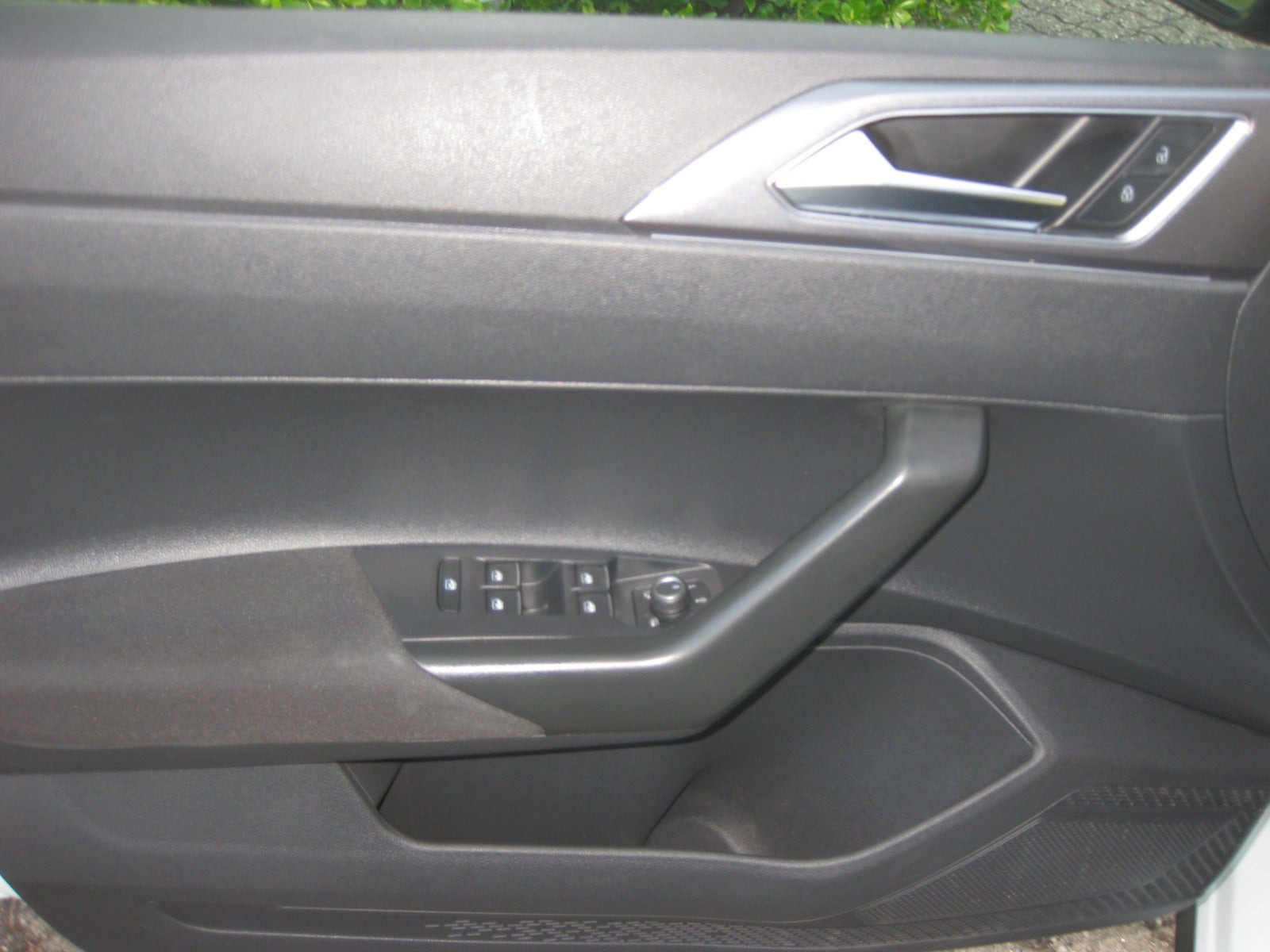 Hvid VW Polo fra 2024