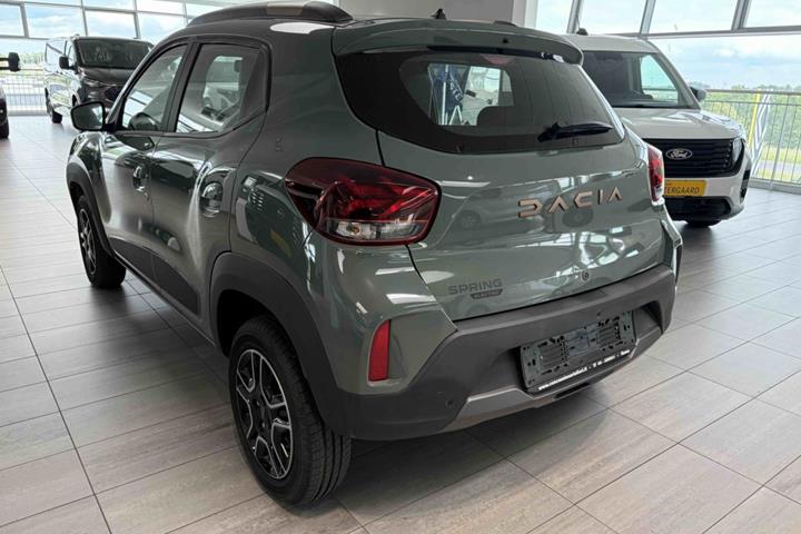 Grå Dacia Spring fra 2023