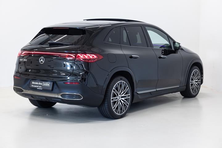 Sort Mercedes EQE350 SUV fra 2026