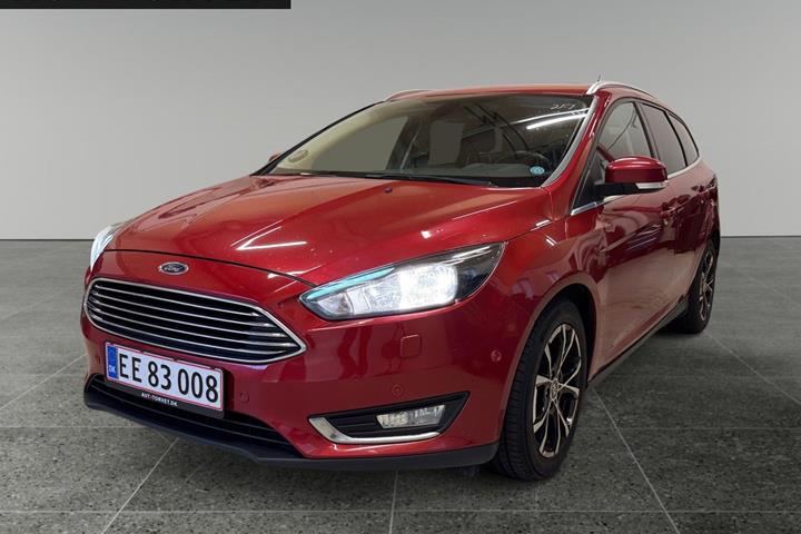 Rød Ford Focus fra 2017 set udefra
