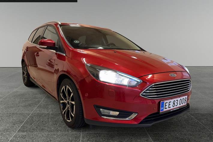 Rød Ford Focus fra 2017