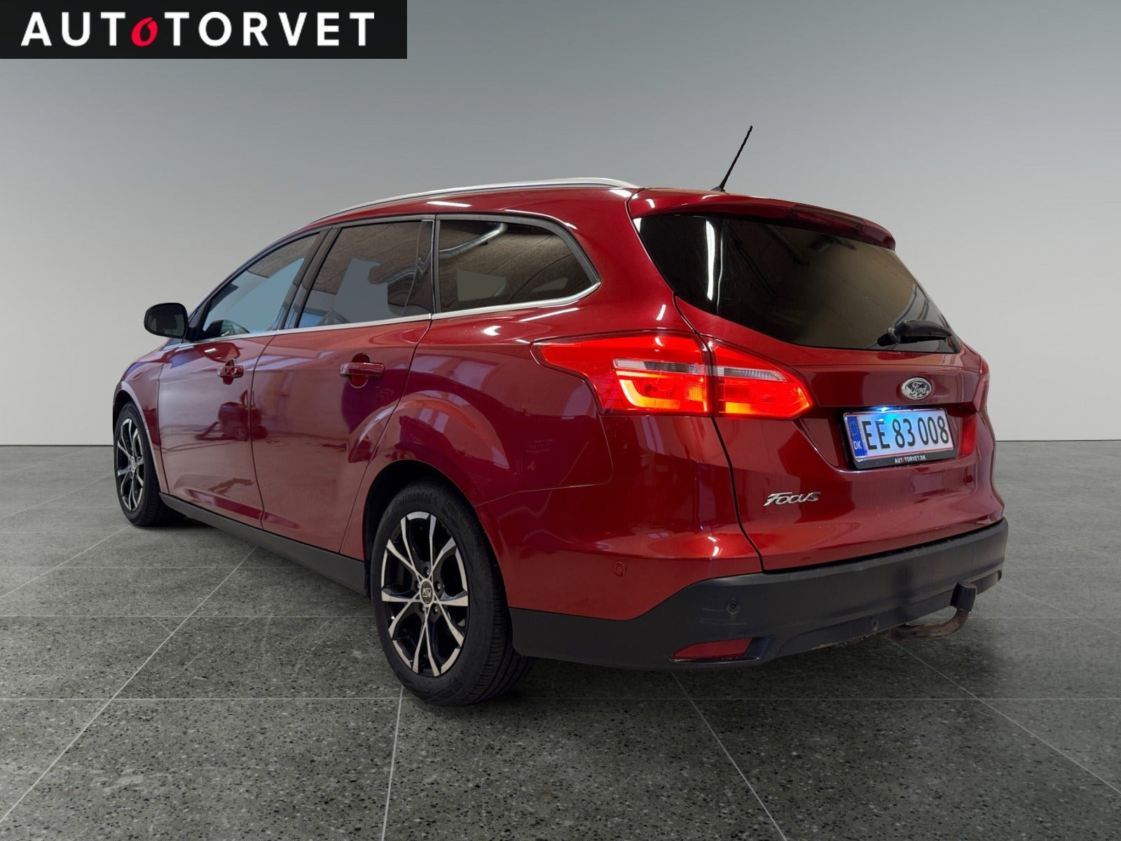 Rød Ford Focus fra 2017