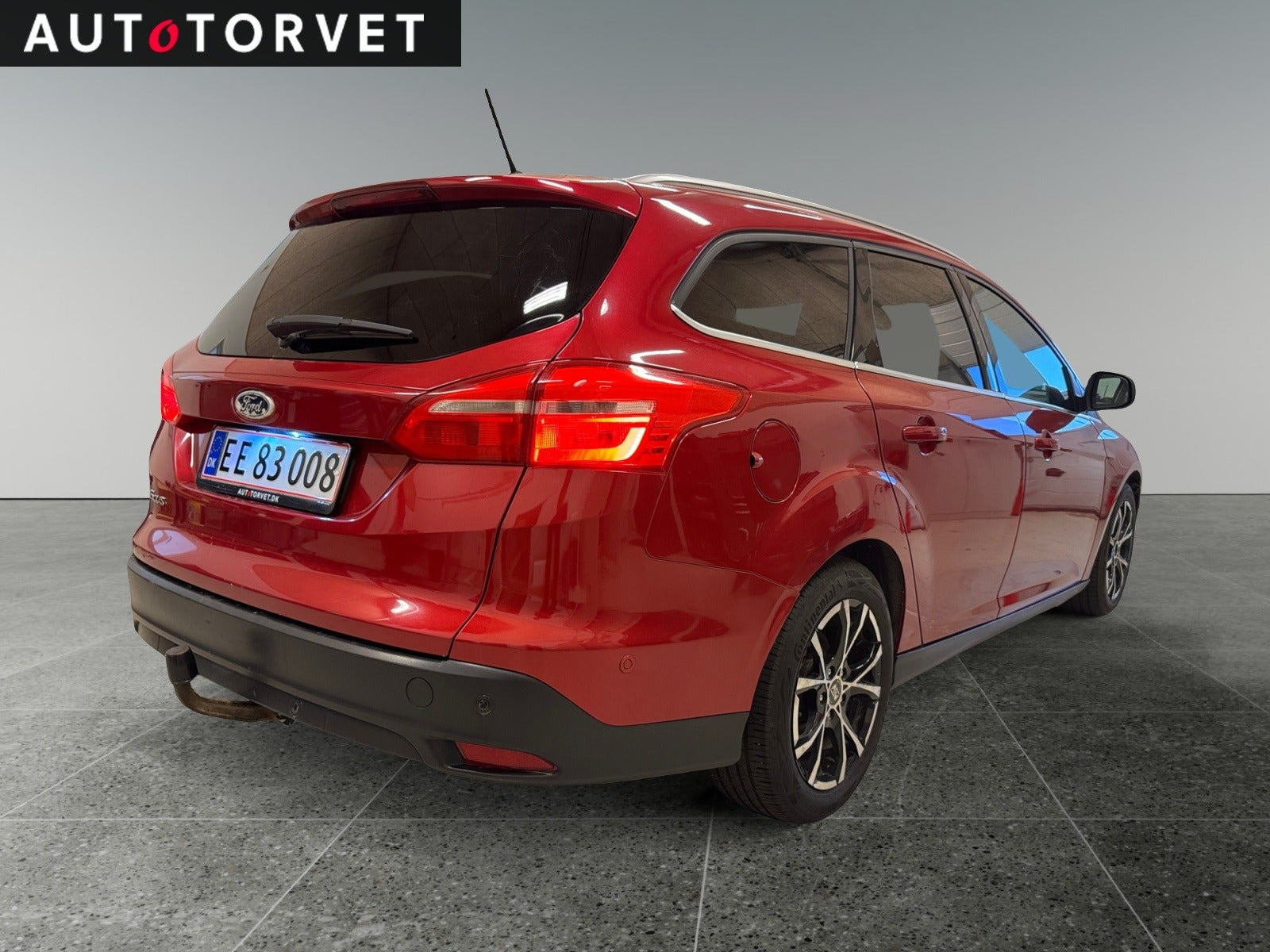 Rød Ford Focus fra 2017