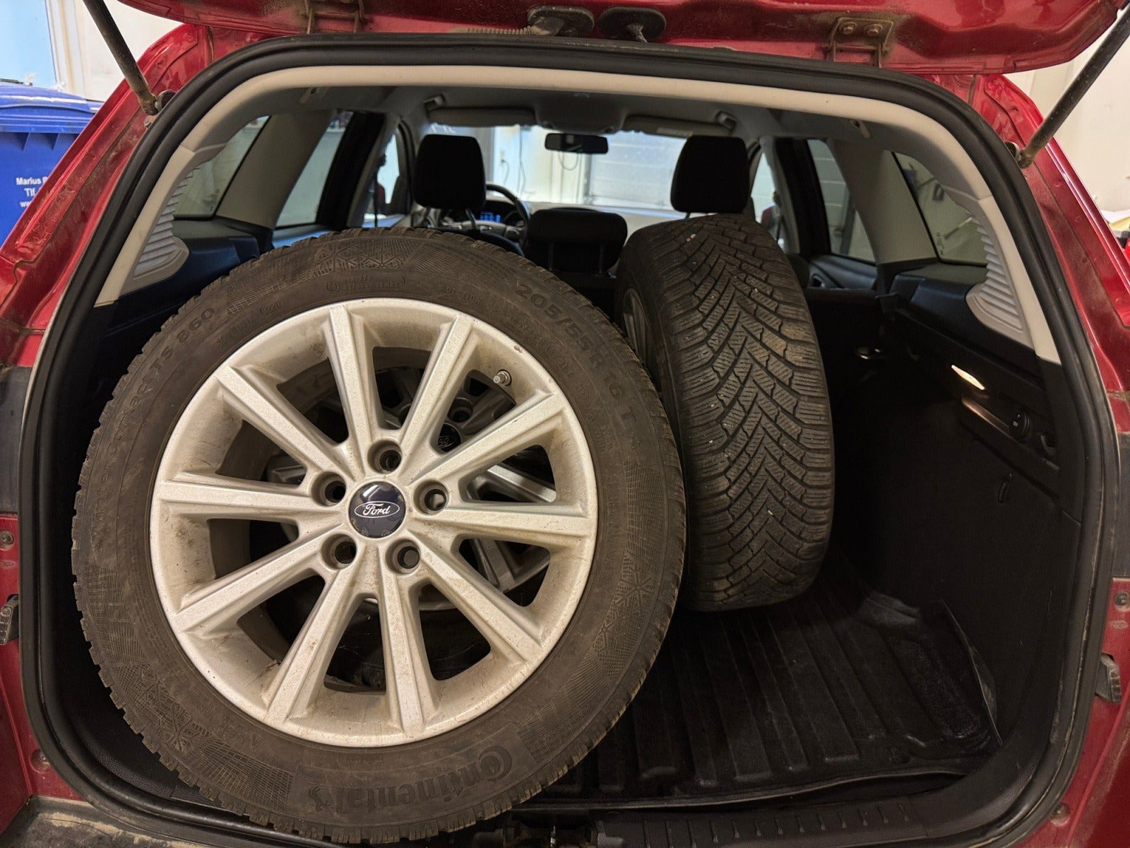 Rød Ford Focus fra 2017