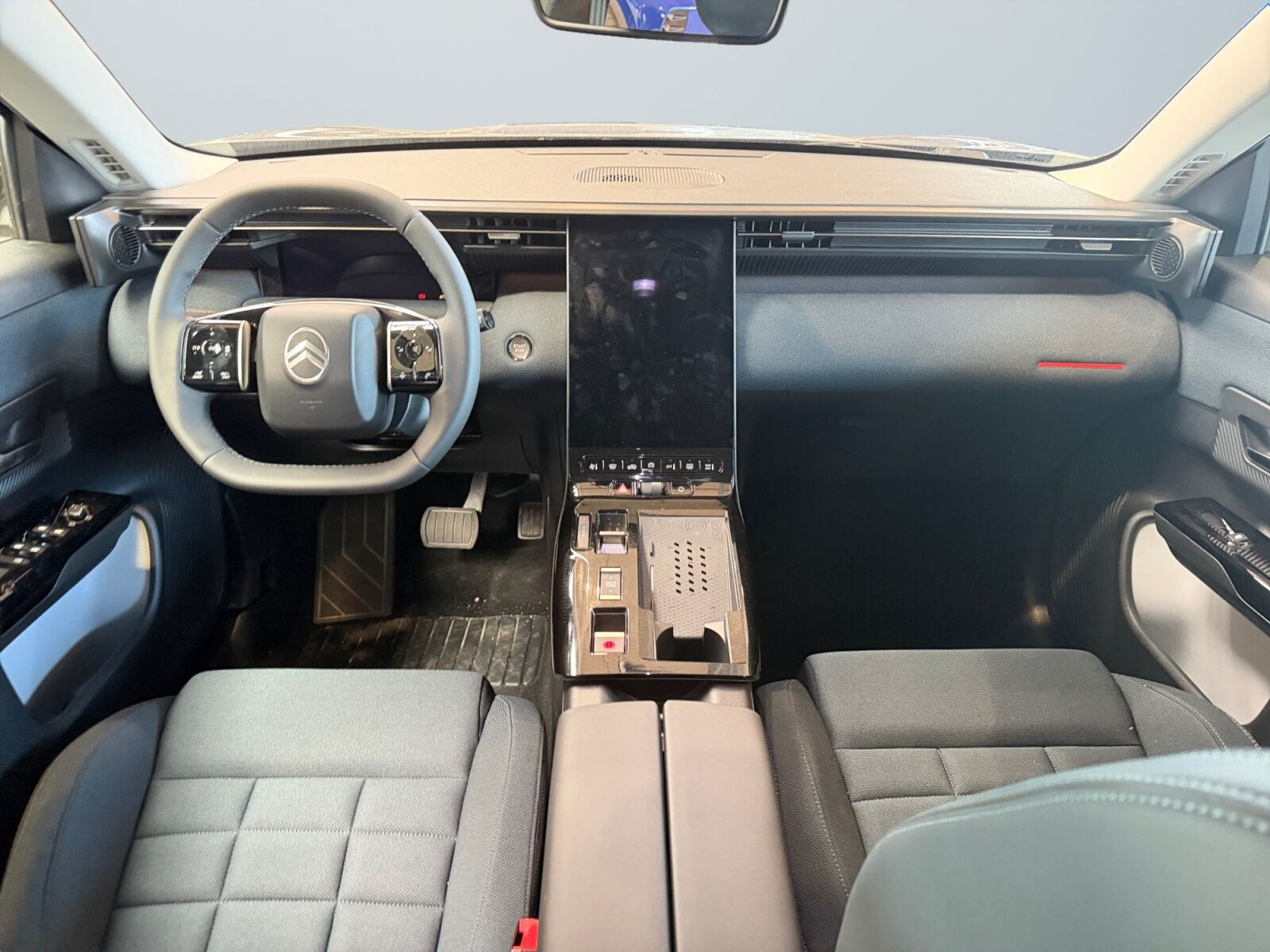 Grå Citroën ë-C5 Aircross fra 2025
