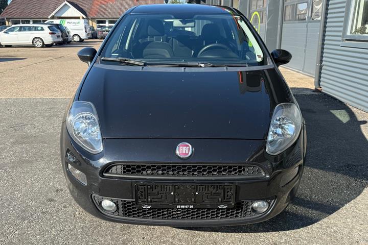 Sort Fiat Punto fra 2015
