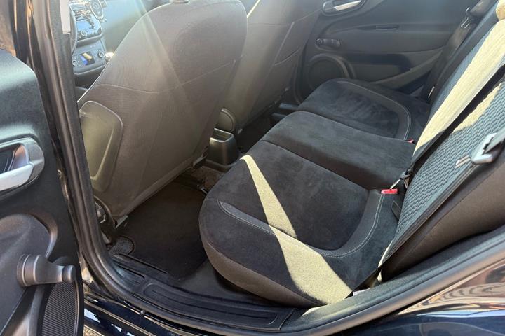 Sort Fiat Punto fra 2015