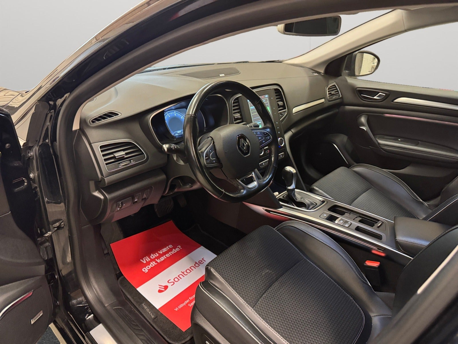 Sort Renault Megane IV fra 2017