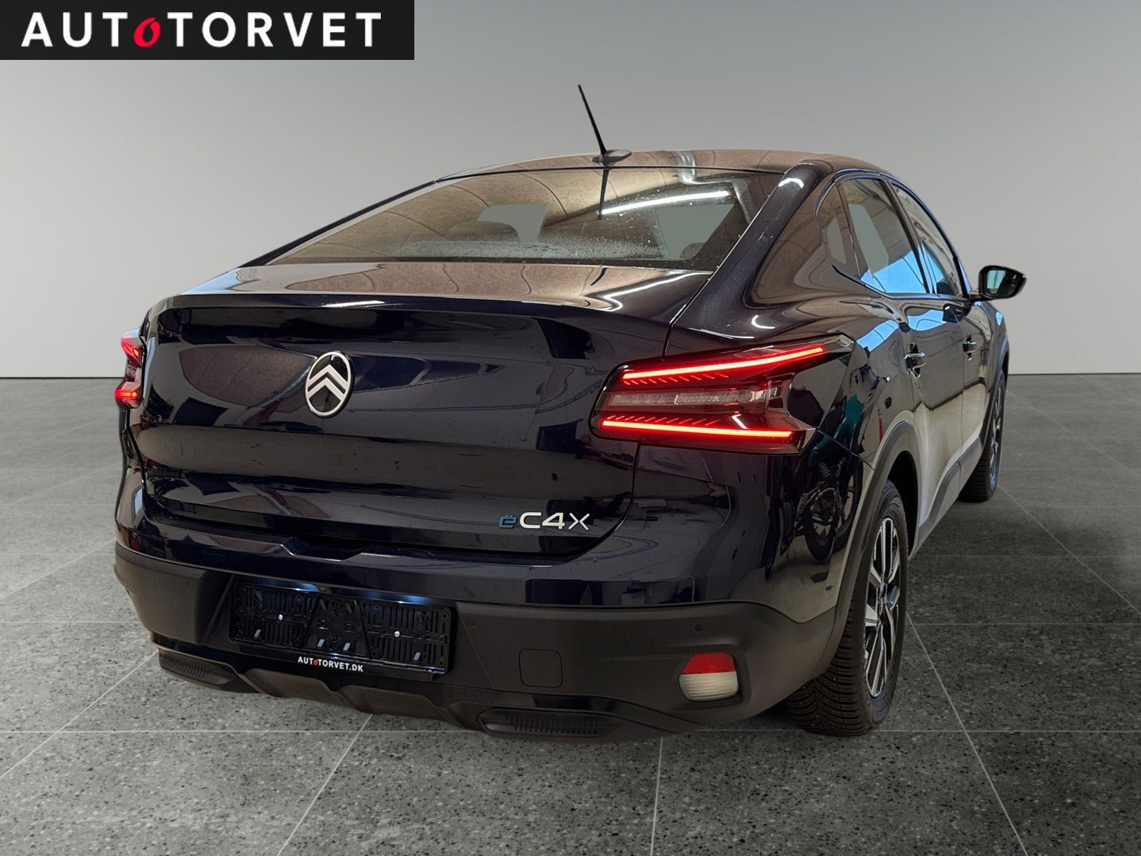 Blå Citroën ë-C4 fra 2025