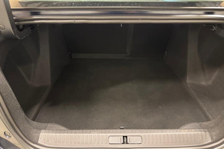Blå Citroën ë-C4 fra 2025