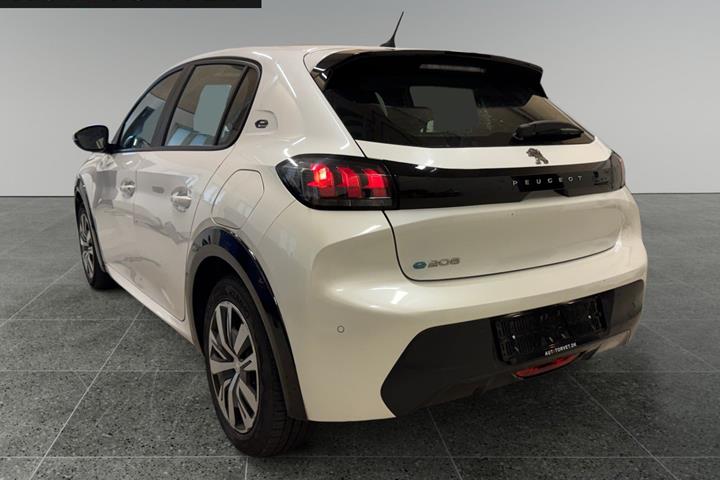Hvid Peugeot e-208 fra 2021