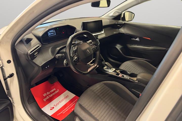 Hvid Peugeot e-208 fra 2021