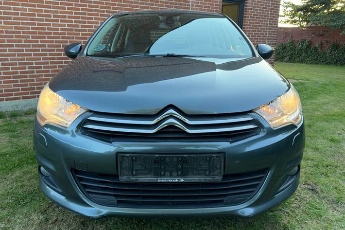 Orange Citroën C4 fra 2012
