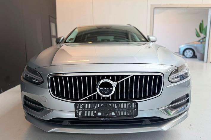 Grøn Volvo V90 fra 2017
