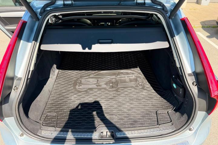 Grøn Volvo V90 fra 2017