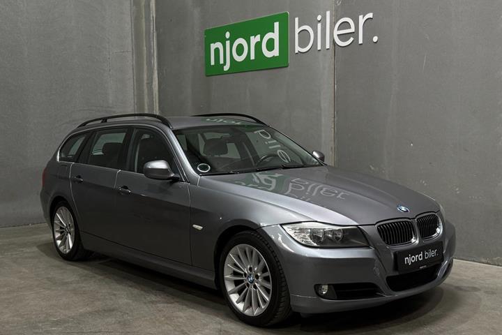 undefined BMW 325i fra 2009
