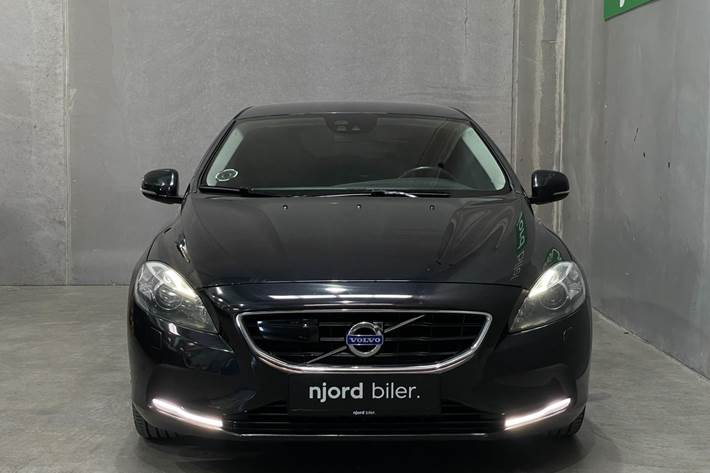 undefined Volvo V40 fra 2014