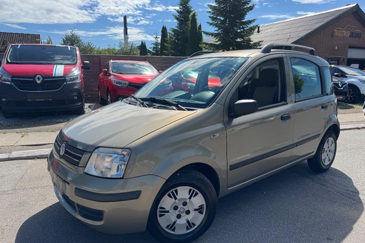 undefined Fiat Panda fra 2008 set udefra