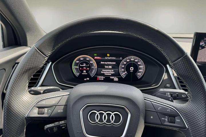 Grøn Audi Q5 fra 2023
