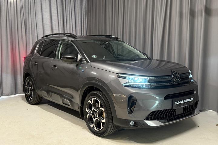Grå Citroën C5 Aircross fra 2022 set udefra