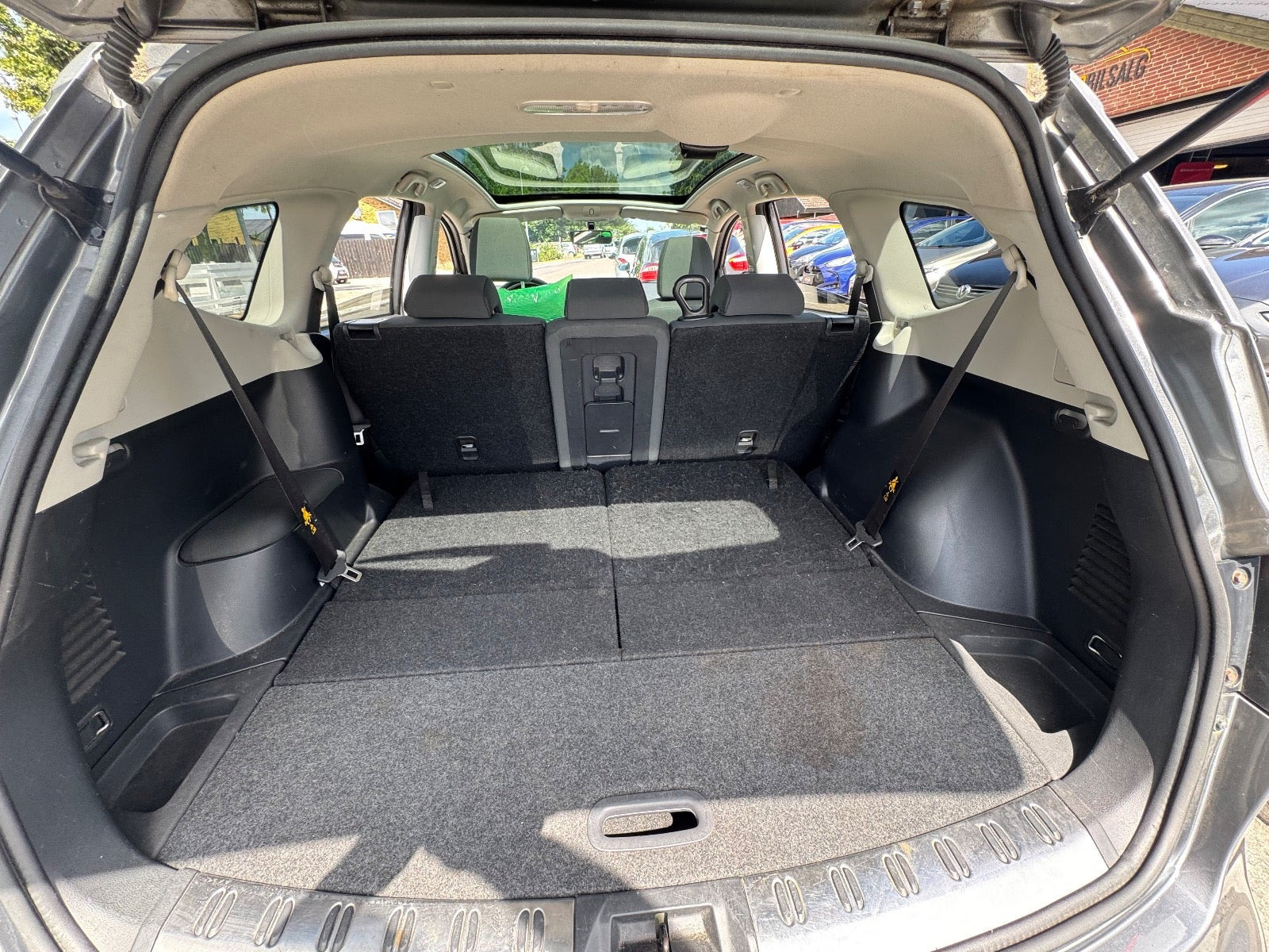 undefined Nissan Qashqai+2 fra 2012