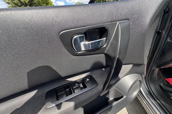 undefined Nissan Qashqai+2 fra 2012