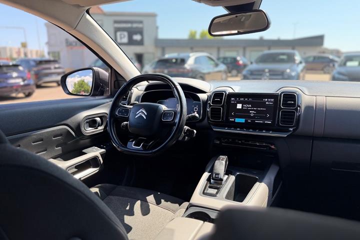 Grå Citroën C5 Aircross fra 2020