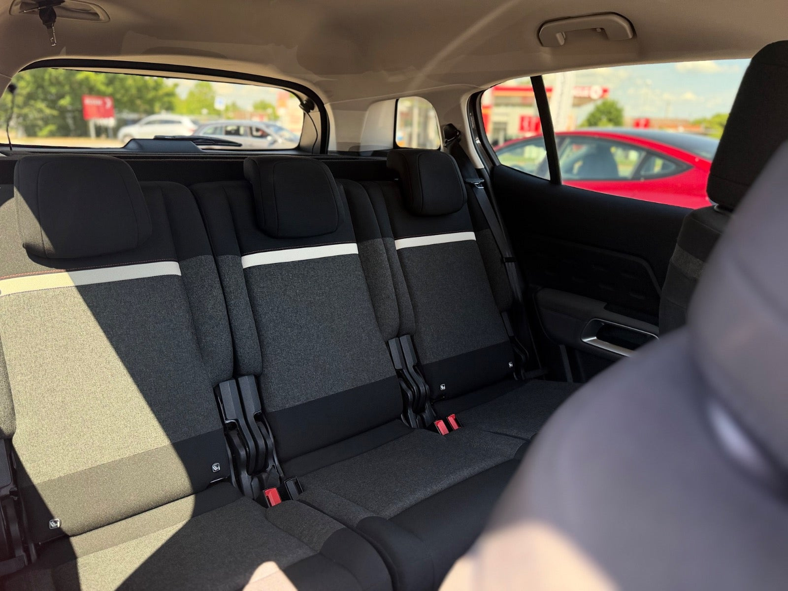 Grå Citroën C5 Aircross fra 2020