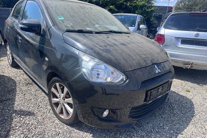 undefined Mitsubishi Space Star fra 2015