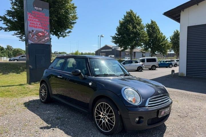undefined Mini One fra 2007 set udefra