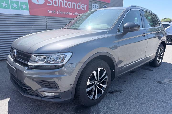 Grå VW Tiguan fra 2020