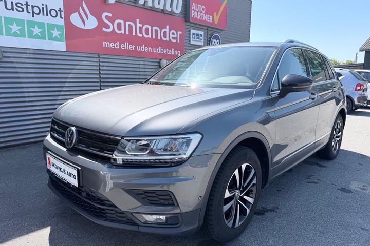 Grå VW Tiguan fra 2020
