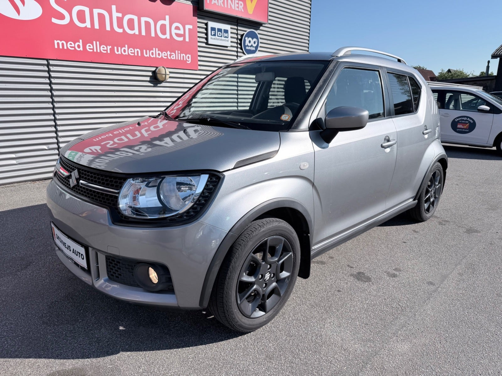 Grå Suzuki Ignis fra 2017