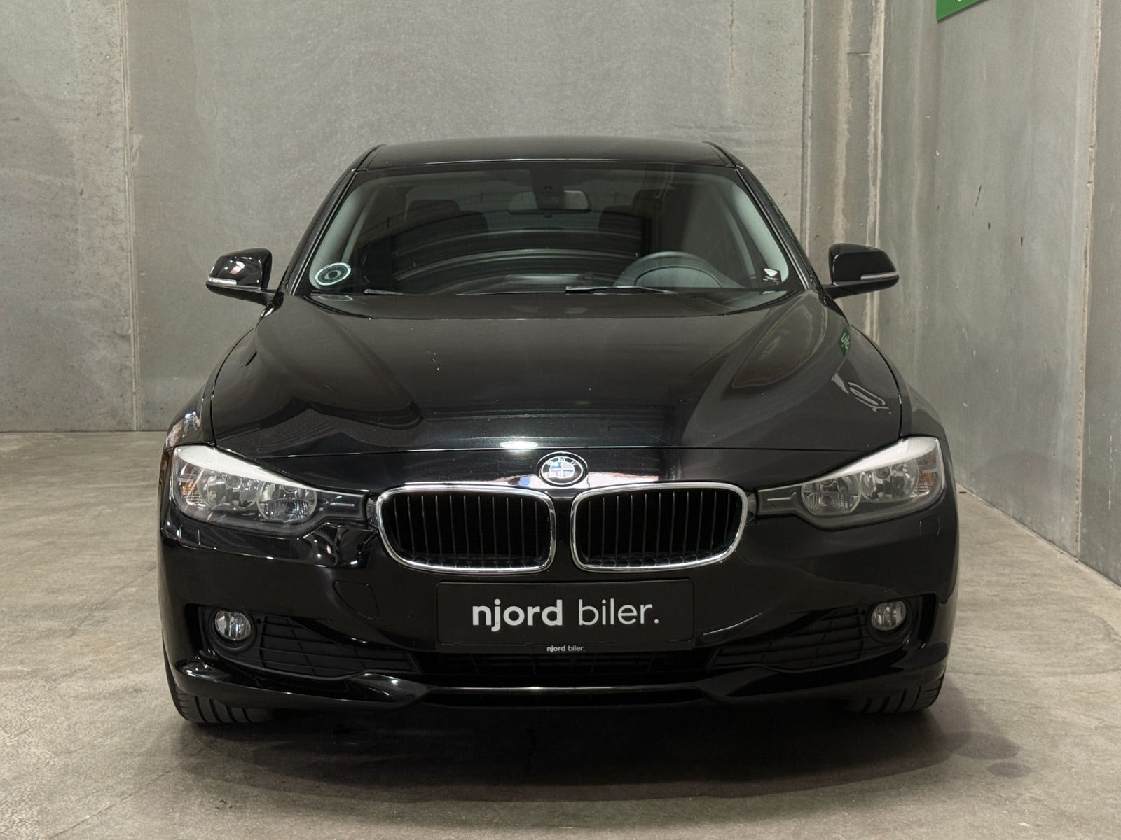 undefined BMW 316i fra 2014