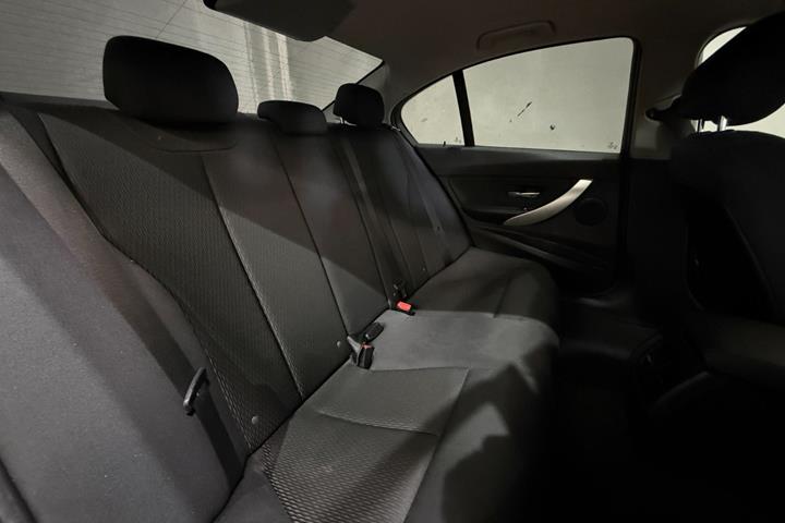 undefined BMW 316i fra 2014